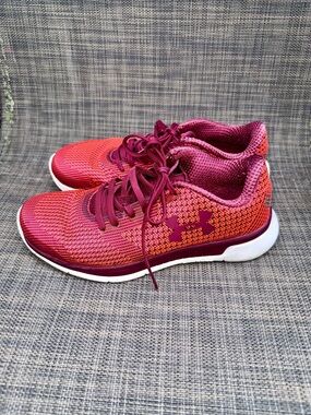 Under Armour Women's Gradient Red to Maroon Knit Trainers